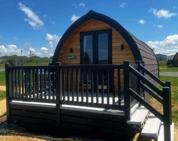 Morven Compact Glamping Pod-1